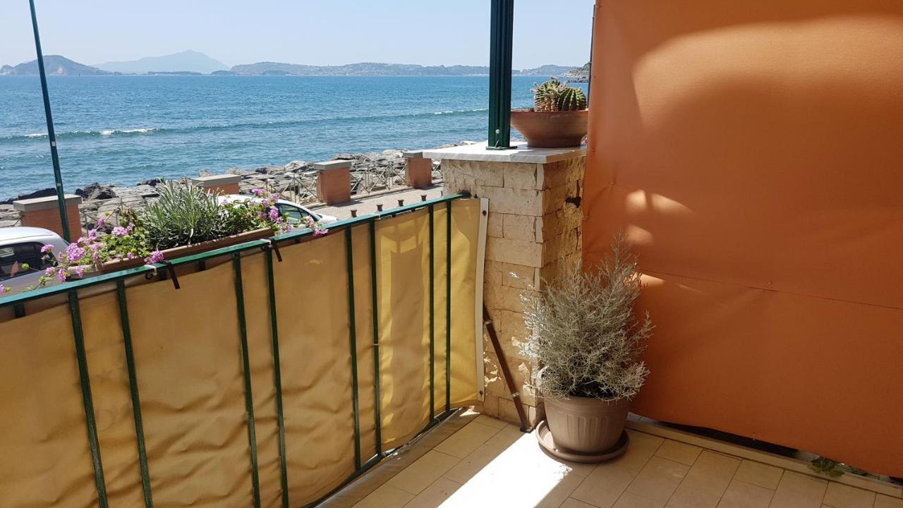 נאפולי Hotel Taromy מראה חיצוני תמונה