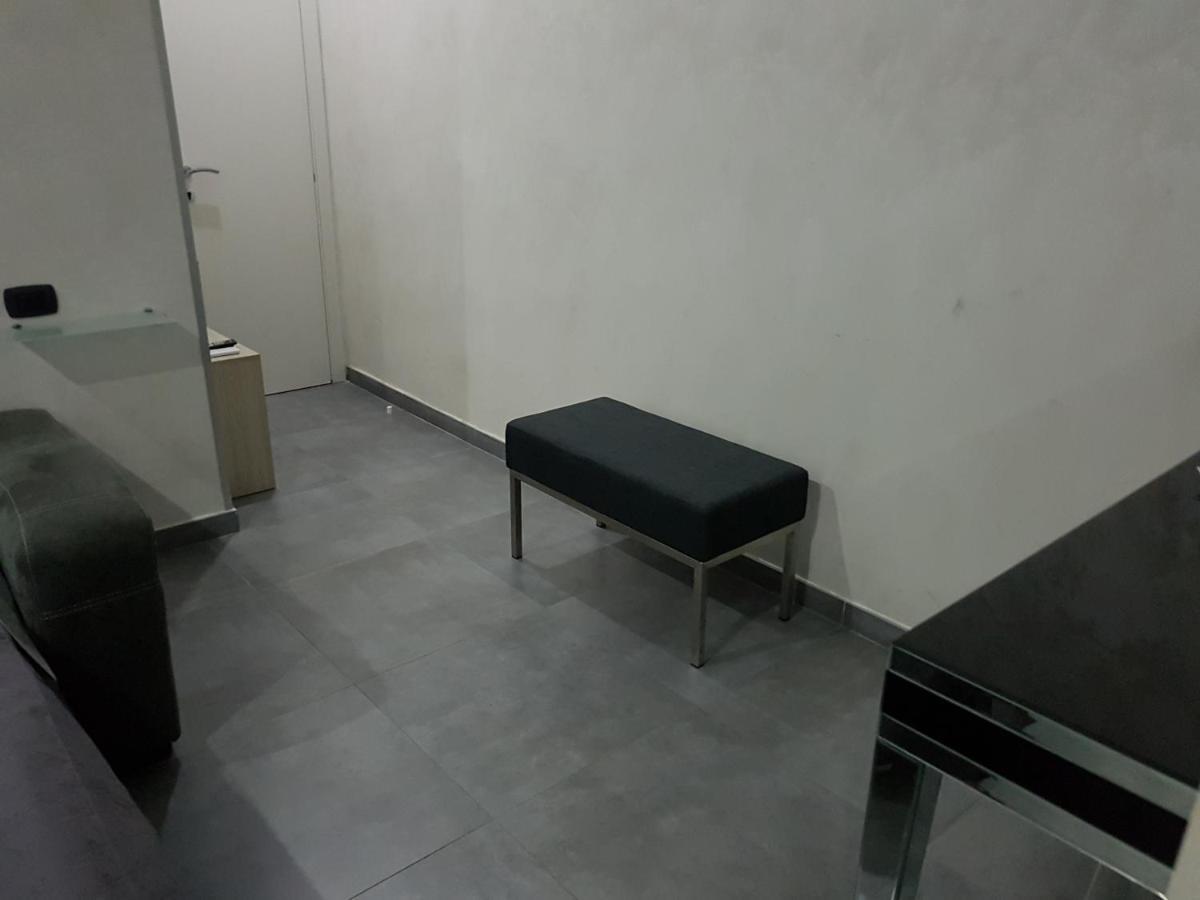 נאפולי Hotel Taromy מראה חיצוני תמונה