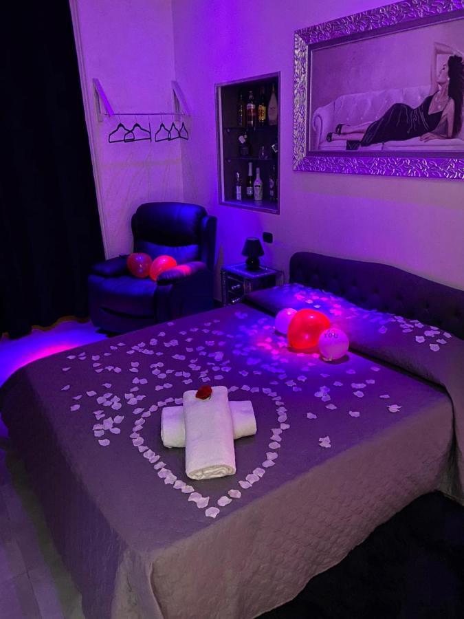 נאפולי Hotel Taromy מראה חיצוני תמונה